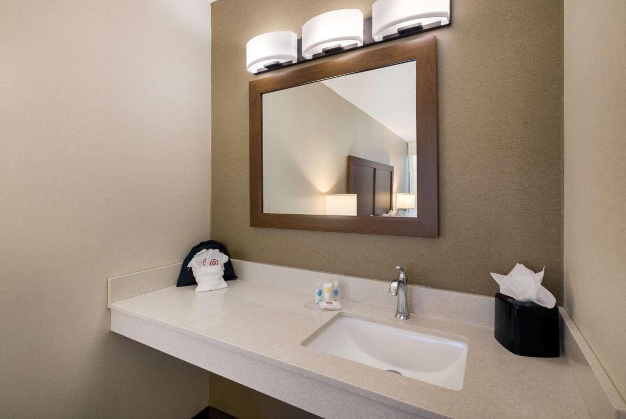 Comfort Inn Virginia Horse Center Lexington Luaran gambar